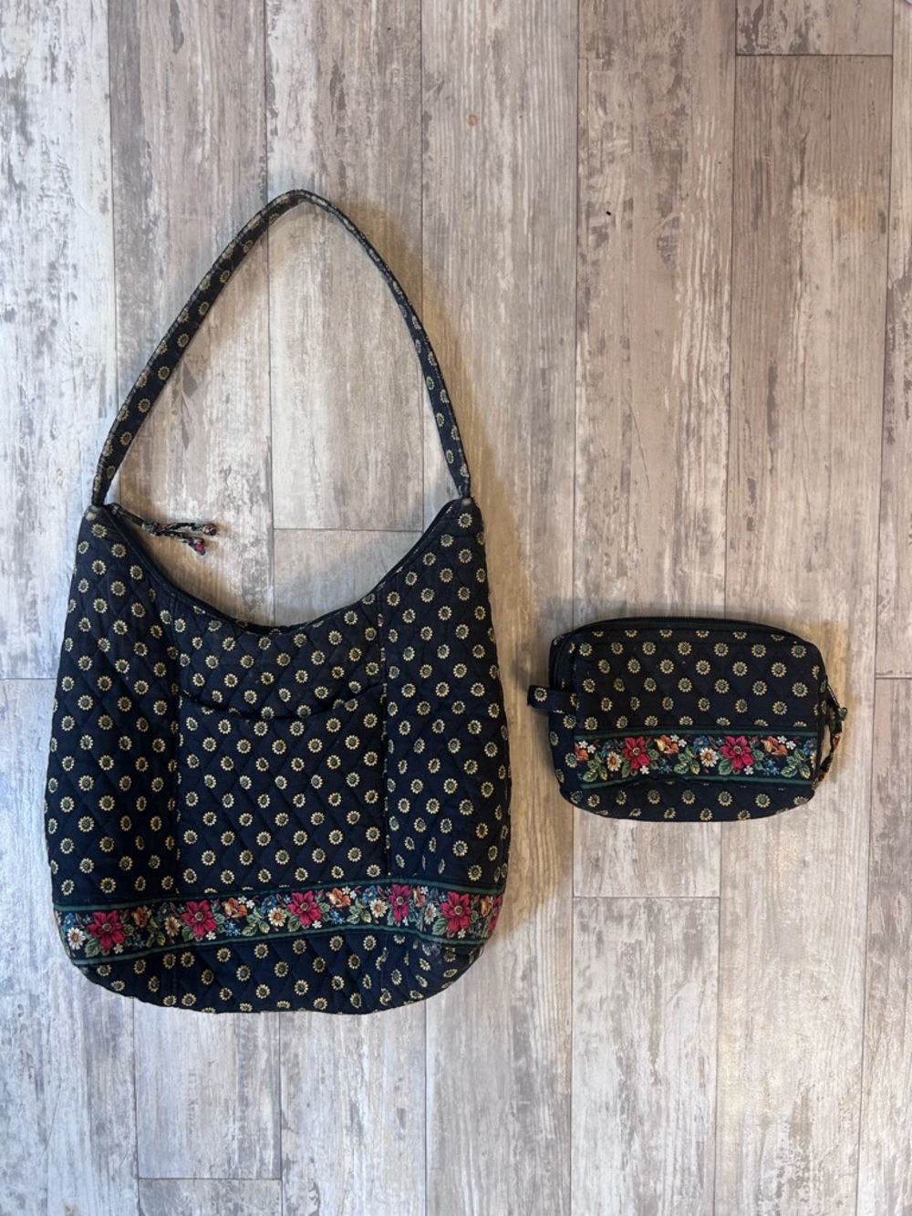 Vera Bradley Retired Sunflower Pattern Quilted Shoulder Bag w/Matching Zip Pouch